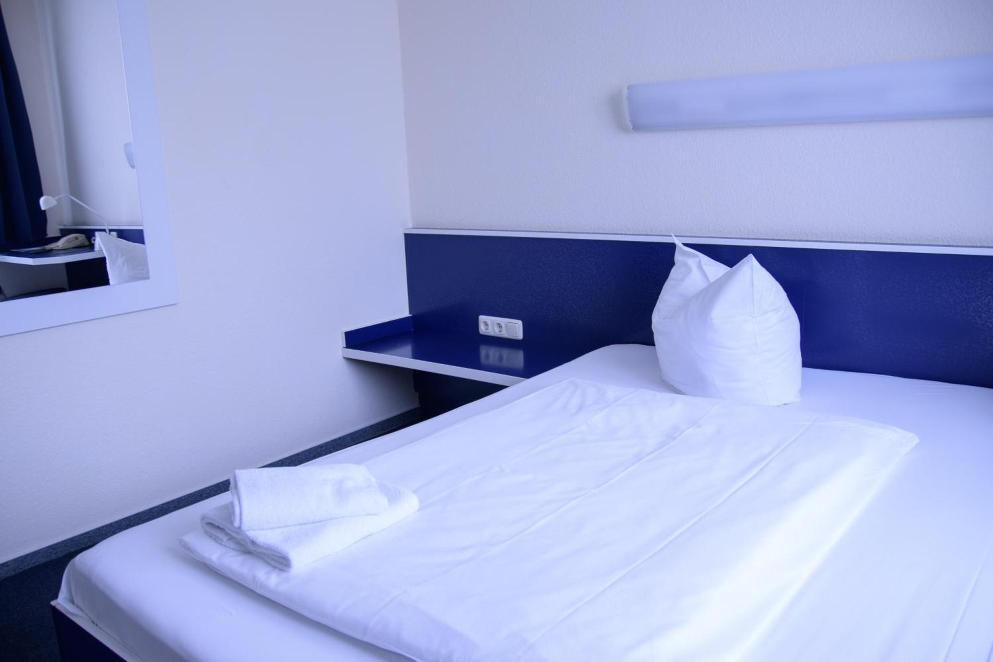 Central-Hotel Eberswalde ภายนอก รูปภาพ